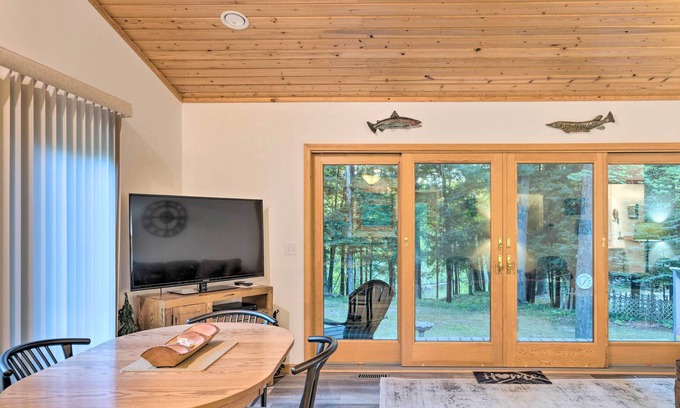 Thompsonville Hütte | Charming Thompsonville Home w/ On-site River!