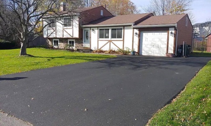Clay Haus | Charming Tutor Style Split Level House in Quiet and Safe Neighborhood
