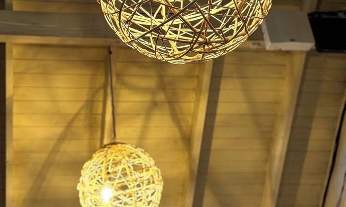 Posadas Skihütte | Charming Vintage Chale in the city, pets welcome!