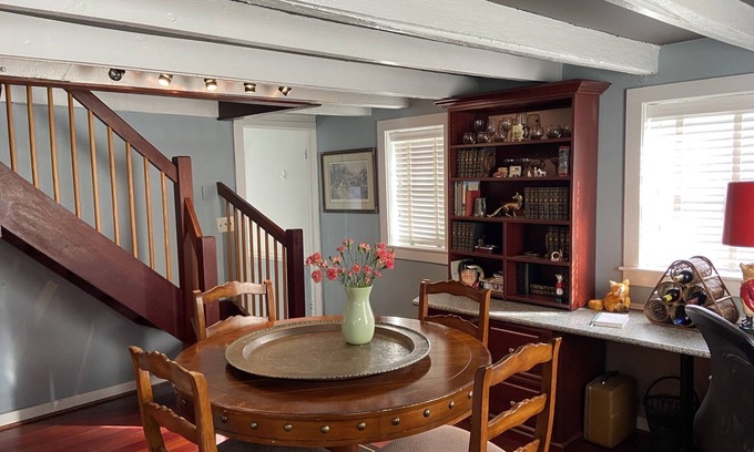 Middleburg Hütte | Charming Verfassers Ferienhaus im Herzen von Middleburg