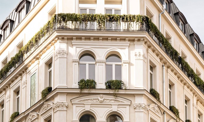 Champs-Elysees Hotel | Chateau des Fleurs Hotel & Spa Paris