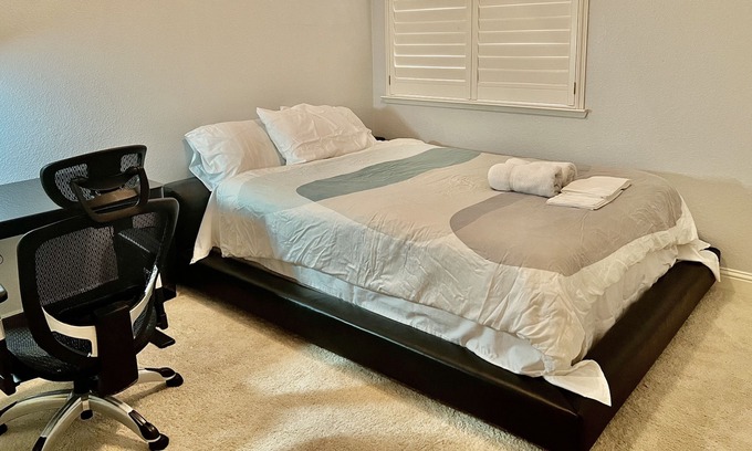 Rocklin Haus | Cheery room and big TV