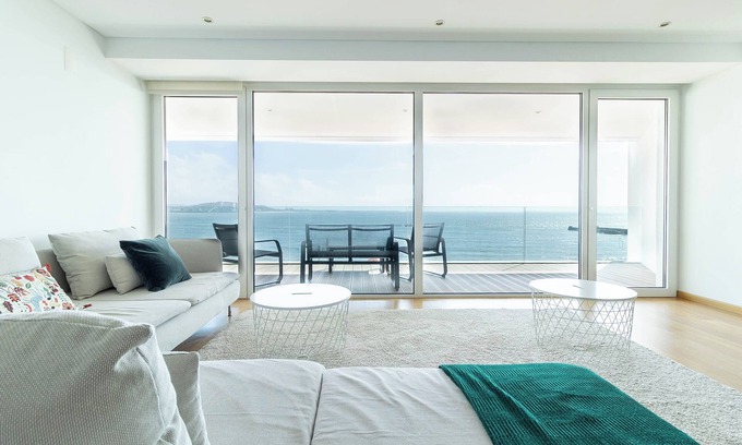 Linda-a-Velha Wohnung | Chervil Green Apartment, Wi-Fi, Garage, Klimaanlage, Balkon