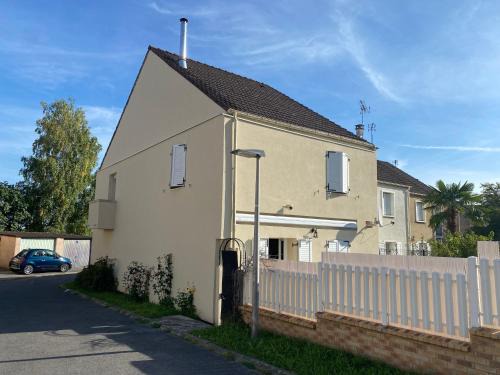 Villeparisis Haus | Chez Manu Meublé de tourisme 2 étoiles pour 6 personnes - 3 chambres