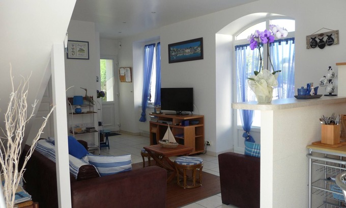 Plouhinec Haus | "Chez Tante Na" Freistehendes, renoviertes, helles Familienhaus.