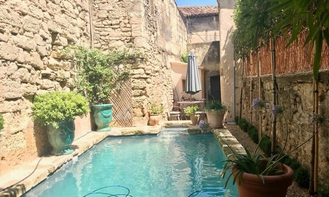Uzes Haus | Chez Vous à Uzès, Heated Pool, Garden, Steps to Place aux Herbes,