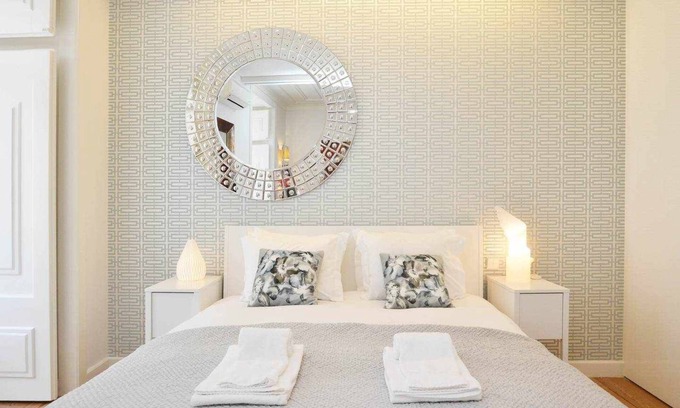 Martires Wohnung | Chiado Experience 1BR in der Innenstadt von Lissabon - CHECKINHOME