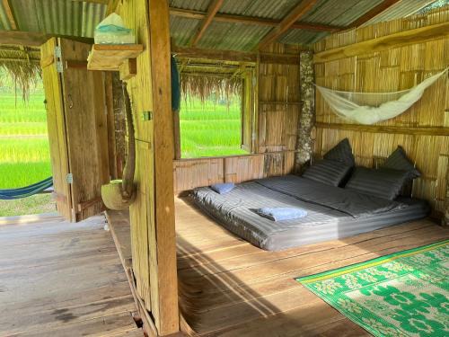 Samoeng Haus | Chibacall ชิบะคอล, Karen Mountain Hideaway Homestay