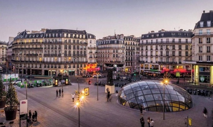 L'Europe Wohnung | Chic 4BRApartment in Saint Lazare– Walk to Opera Garnier & Galeries Lafayette