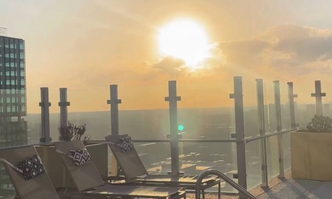 Midtown Wohnung | Chic Midtown High-rise With Great Views