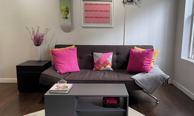 Ukrainian Village Wohnung | Chic Studio Apt in the East Village with WiFi and AC, Close to Subway