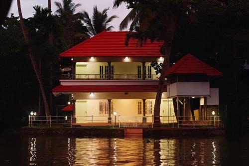 Alappuzha Haus | Chilanka Lake View Resort