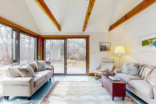 Chilmark Haus | Chilmark Guest House