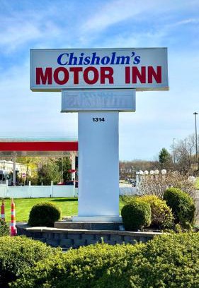 Saugus Hotel | Chisholm's Motor Inn