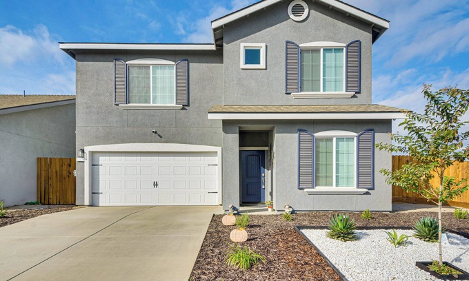 Chowchilla Haus | Chowchilla Home w/ Private Patio!