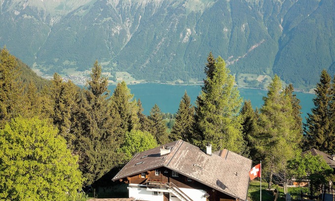 Axalp Eigentumswohnung | “Chutzestübli”auf Axalp bei Brienz - Heimelige Ferienwohnung mit Balkon