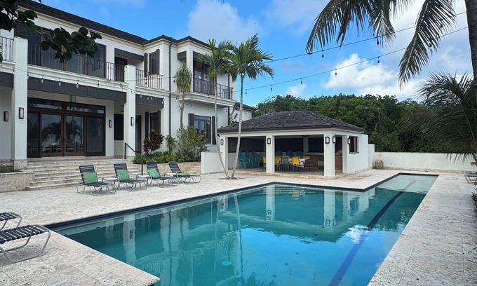 Gambier Haus | Cima del Mar (Top of the Sea) Hilltop, private 180 degree ocean view