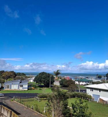 Tapu Haus | Classic Kiwi Beach Batch