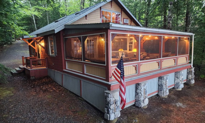 Mount Vernon Kabine | Quintessential Lakefront Cottage mit herrlichem Blick!