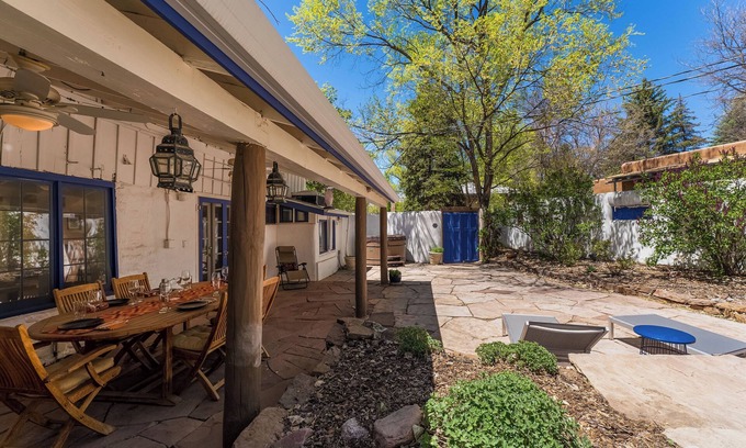 Tesuque Haus | Classic White Adobe - Authentic Tesuque Home, Hot Tub, Outdoor Dining