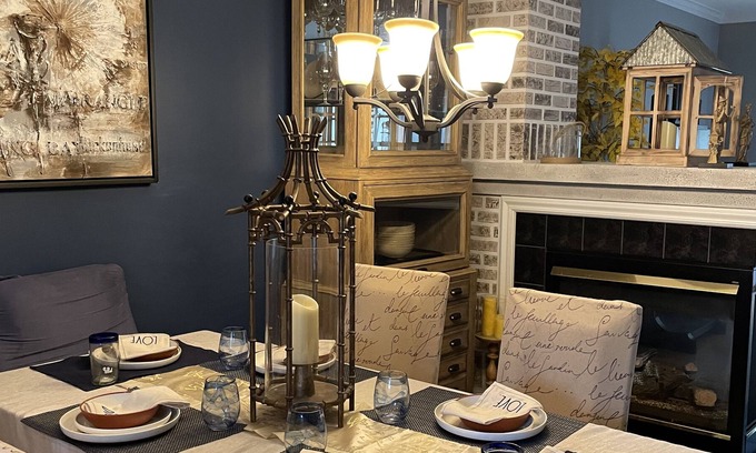 Willow Springs Haus | Classy and Sophisticated Townhome in quiet area