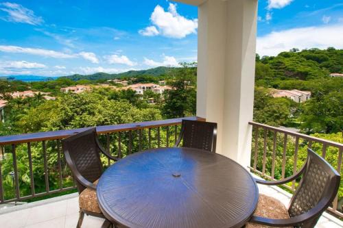 Coco Haus | Classy artsy ocean-view unit near pool at Pacifico in Coco sleeps 6