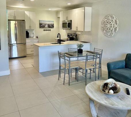 West Palm Beach Wohnung | Close to everything! Perfect basecamp for WPB