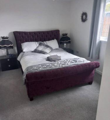 Kirriemuir Haus | Clova Cottage 7BR Retreat