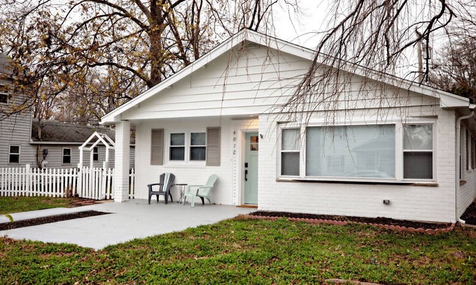 North Beach Haus | Club Carp North Beach