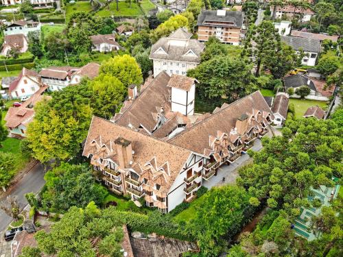 Campos do Jordao Wohnung | Cobertura Capivari 4 Quartos Lareira Harry Potter