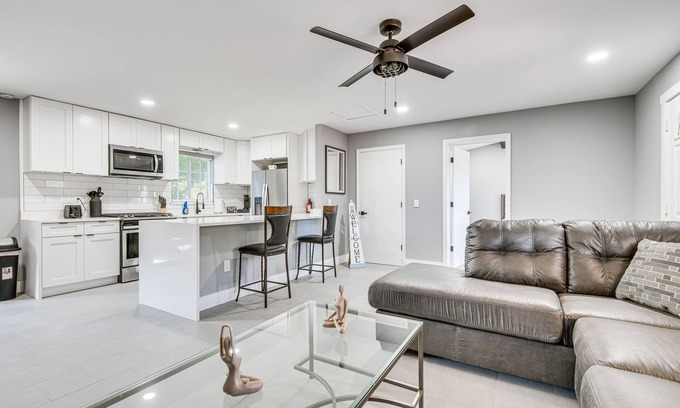 College Manor Haus | Cocoa Home w/ Large Yard: 3 Mi to Indian River!