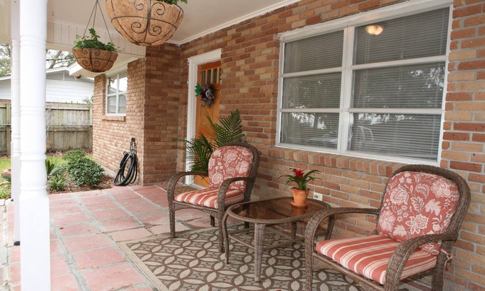 Pass Christian Hütte | COCOA'S HÜTTE !! Haustierfreundlich! Nah am Strand!