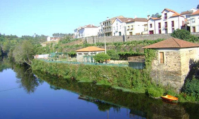 Coja Haus | Schönes Einfamilienhaus mit Blick auf den Fluss, Coja
