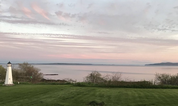 Searsport Haus | Colcord Cottage - cabaña frente al mar por excelencia