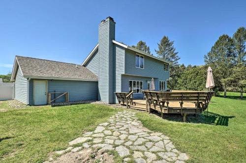 Coloma Haus | Coloma Escape with Fire Pit Less Than 1 Mi to Lake!