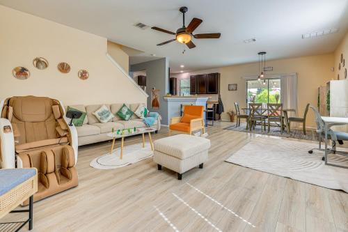 Kyle Haus | Colorful Kyle Home with Pool Access Pets Welcome!