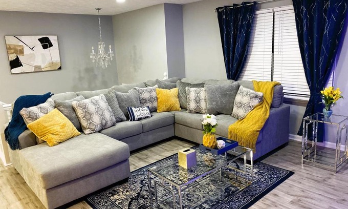 Decatur Bed & Breakfast | Columbia Chrome