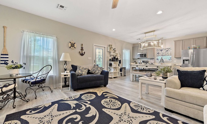 Old Town Haus | Come visit the Enchanted cottage