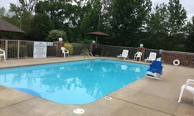 Cabot Resort | Comfort and Convenience! 4 Pet-friendly Units, Free Breakfast & Parking, Pool