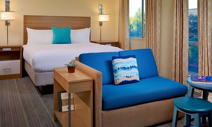 Flagstaff Hotel | Comfort in the Heart of Northern Arizona's Wonders! with Free Breakfast & Tennis