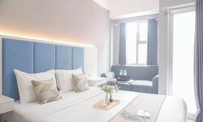Bekasi Timur Wohnung | Comfortable Design Studio Room At Transpark Juanda Bekasi Timur Apartment