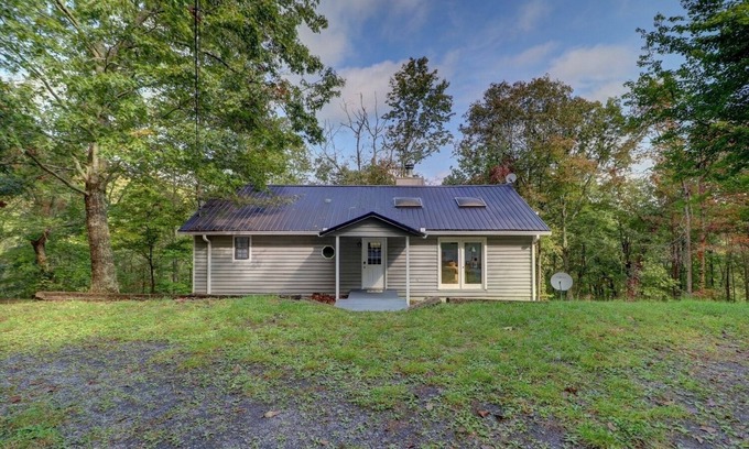 Ranger Haus | Comfortable home near Carter's Lake- Secluded and inviting!