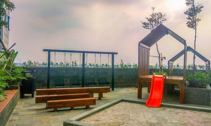 South Tambun Wohnung | Comfy And Nice Studio At Lrt City Bekasi Apartment