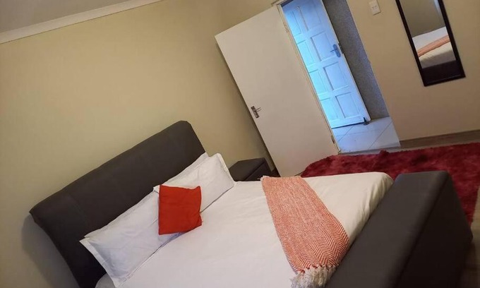 Umtata Haus | Comfy hidden home in Mthatha