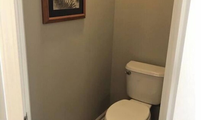 Lawrenceville Haus | Comfy Meets Spacious & Peaceful