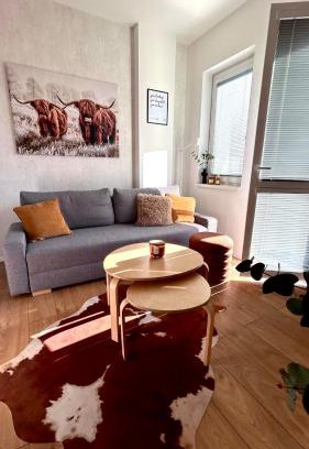 Banska Bystrica Wohnung | Comfy studio, private parking, smart check in
