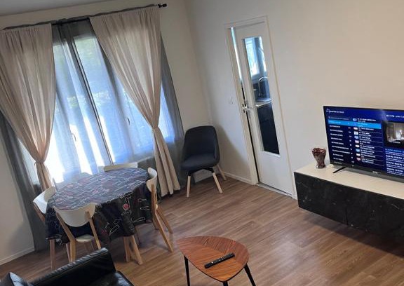 Noisy-le-Sec Wohnung | Commerce à proximité et 10 minute de la gare