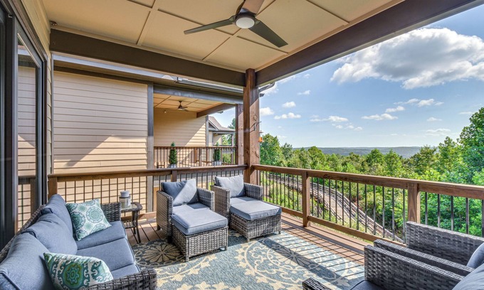 Toccoa Eigentumswohnung | Community Perks: Mountain-View Condo in Toccoa!