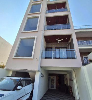 Dehradun Wohnung | Comphy Home Stay