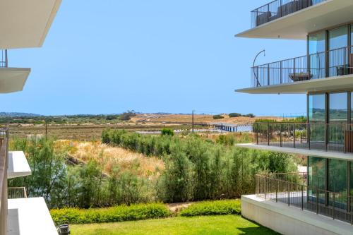 Armacao de Pera Wohnung | Cond Bayline - Garoupa - SPA - Beach - POOL - Parking - BY BEDZY